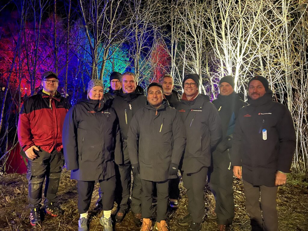 Team Spjelkavik og Spjelkavikas venner. F.v.: Tor Arne hjellen, Siri H gjerde, Finn Arne Lervik, Per Ove stølen, Haakon Javier Tronstad, Ronny Bekvik, Tore Myrstad Steinsholt, Håkon teigen og Jostein Brekke. Foto: Anne Trandal