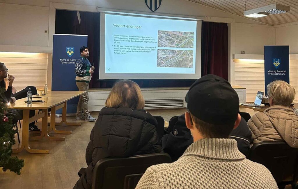 Onsdag 10. desember hadde Bypakke Ålesund informasjonsmøte om prosjektet. Prosjektleder Eduardo Martinez Gutierrez i møte med innbyggerne. Fotograf: Else Britt Ervik