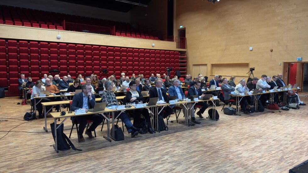 Fylkestingssamlingen tirsdag og onsdag i Ulsteinvik. Foto: Per-Kristian Bratteng / Møre og Romsdal fylkeskommune
