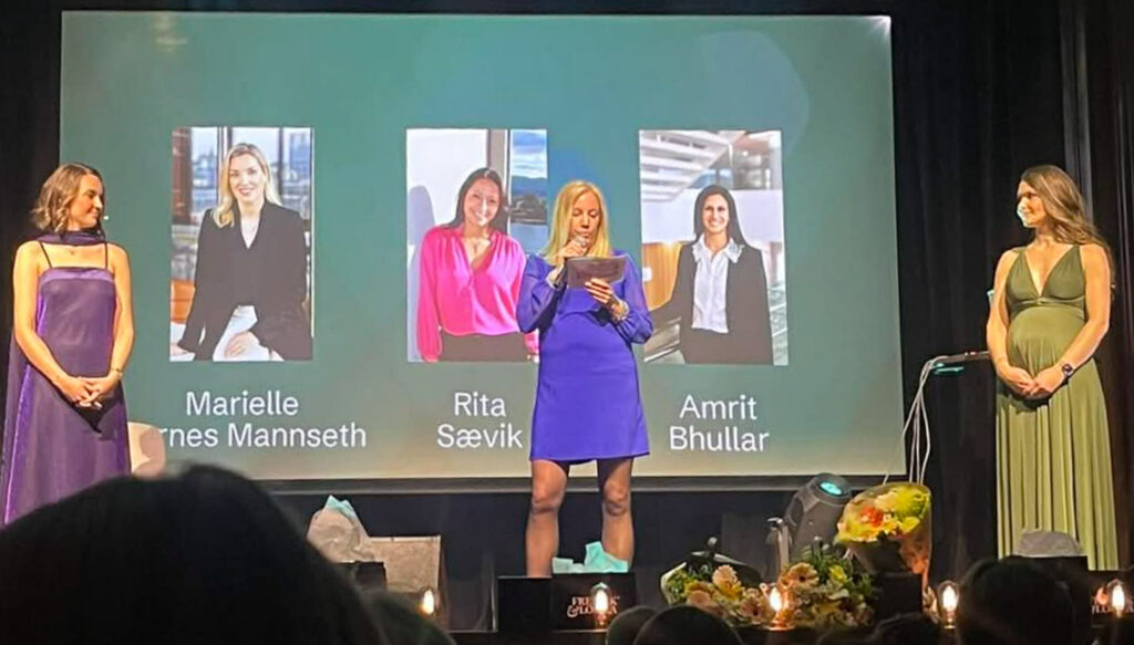 KIN Awards 2025: I fjor var disse nominert til «Årets forbilde», der Rita Sævik (i midten) stakk
av med seieren. Foto: privat.