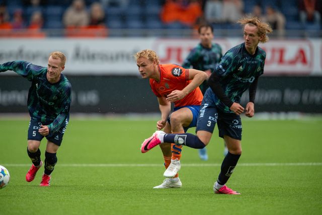 Elias Myrlid ble dagens helt med to scoringer. Her i aksjon i seriekampen mot Tromsø.